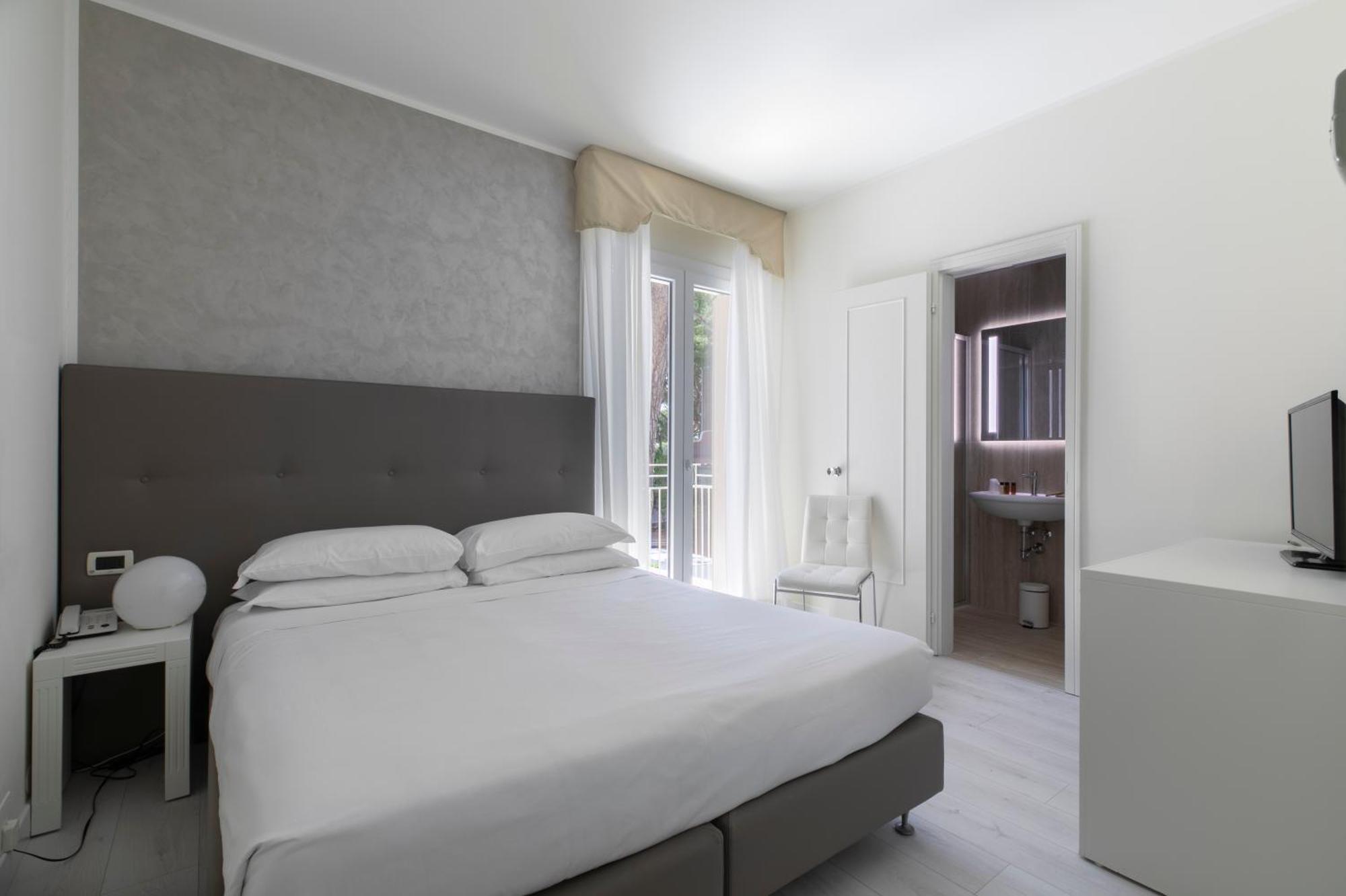 Hotel Gallia & Resort ليدو دي يسولو المظهر الخارجي الصورة