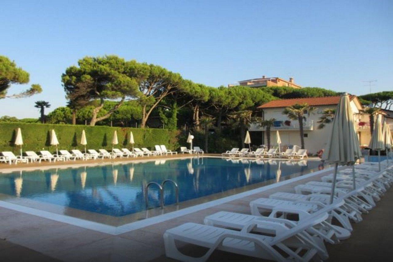 Hotel Gallia & Resort ليدو دي يسولو المظهر الخارجي الصورة
