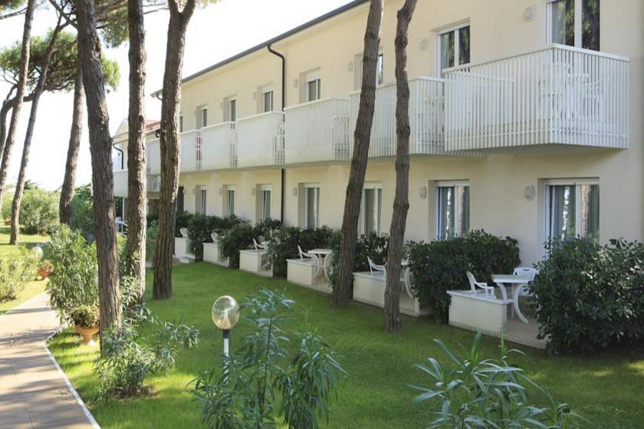 Hotel Gallia & Resort ليدو دي يسولو المظهر الخارجي الصورة